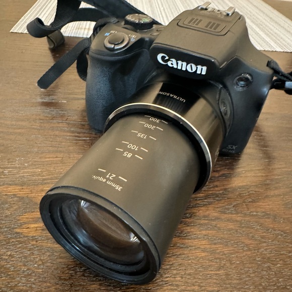 Canon Powershot SX60 HS - Picture 13 of 14